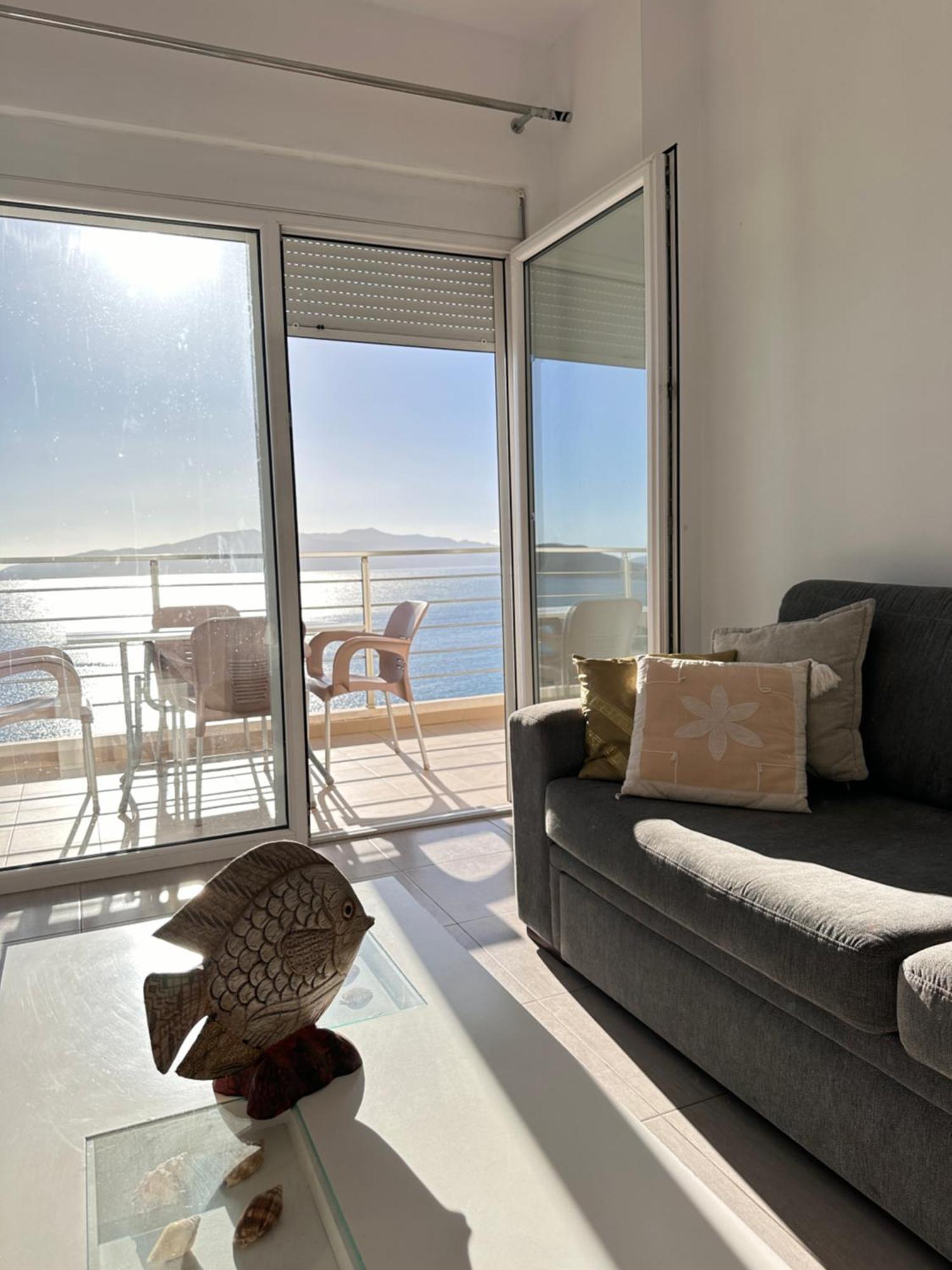 Bay View Apartment Sarandë Esterno foto