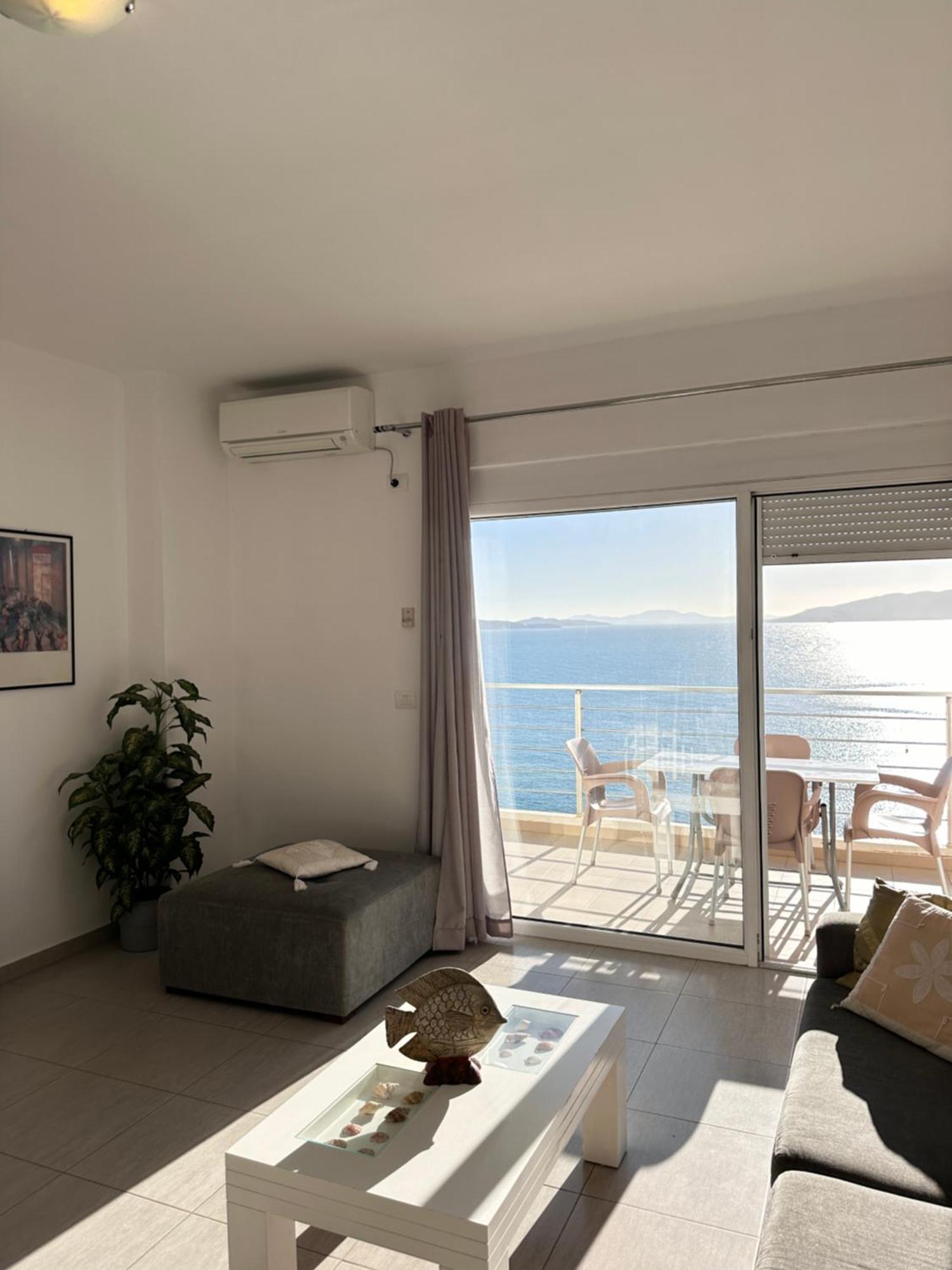 Bay View Apartment Sarandë Esterno foto